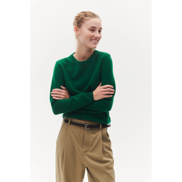 Beta Studios Abbie O-neck Basic