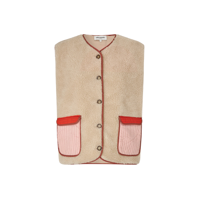 Beige teddy-vest i blød fleece med høj krave og lynlås – moderne og varm overgangs-vest til kvinder fra Lollys Laundry.
