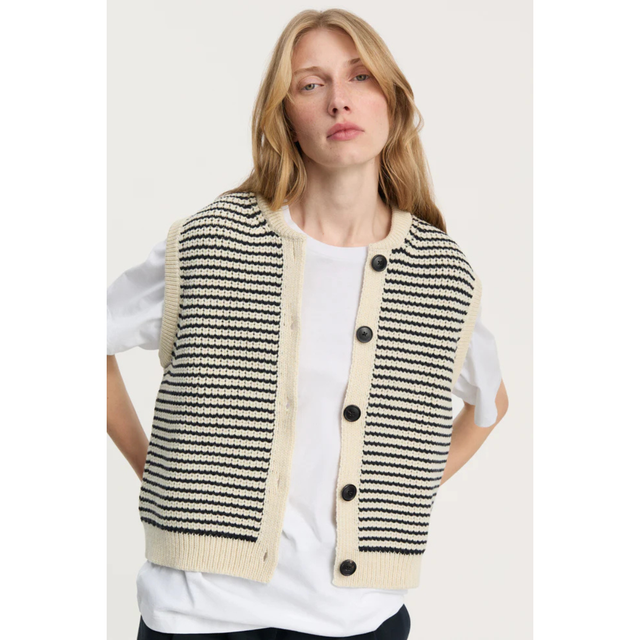 Aiayu Asha Vest