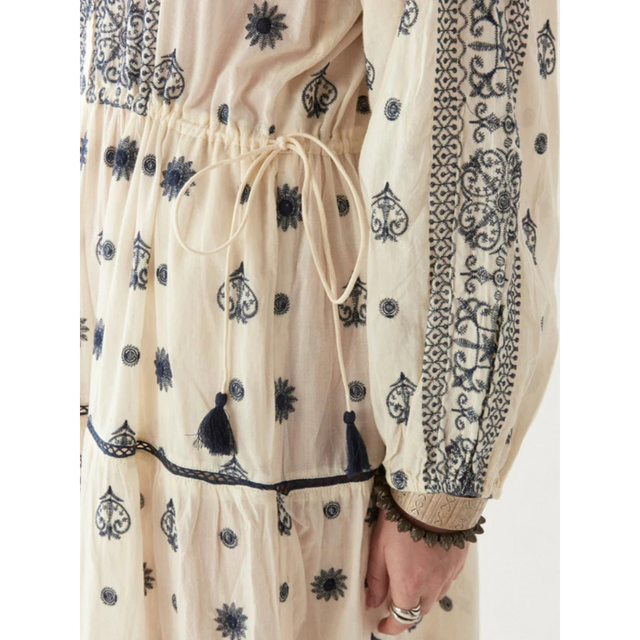 Maison Hotel Caroline Dress