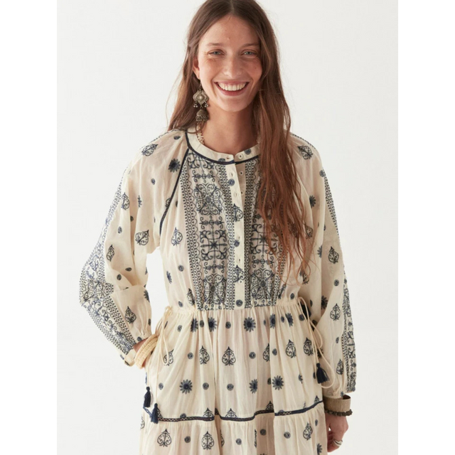 Maison Hotel Caroline Dress